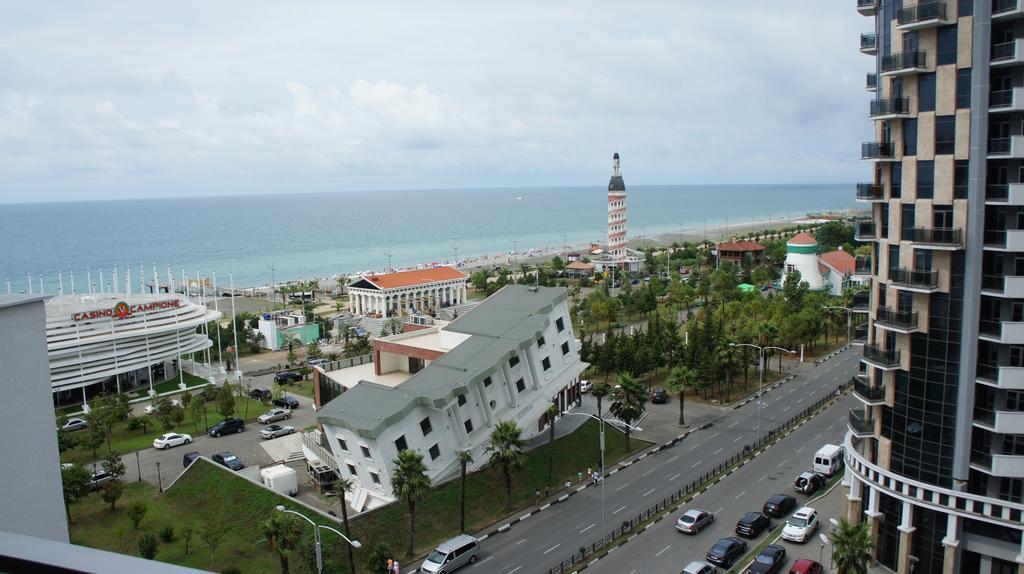 Mariam Sea Towers Lägenhet Batumi Rum bild